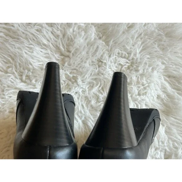 White Mountain Size 9 Black Faux Leather Block Heel Ankle Booties Crest Button - Picture 9 of 12